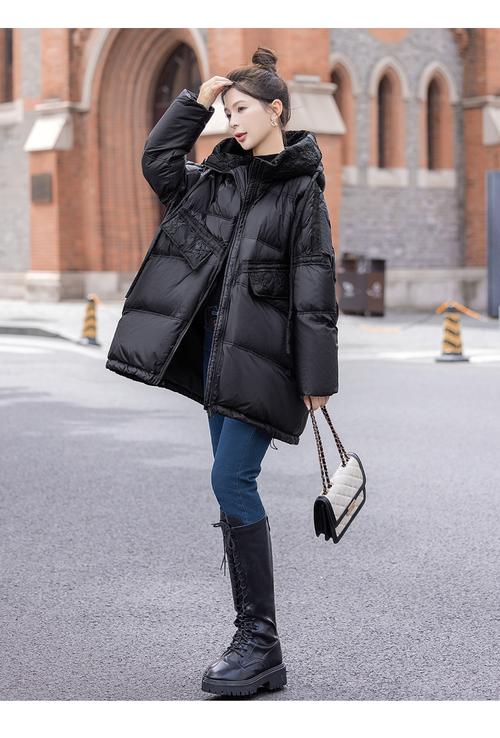 2025冬装中长款女装,主打什么风格?-图3 2025冬装中长款女装,主打什么风格?-图3