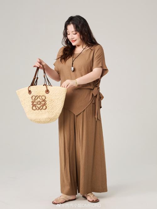 Rome女装胖人能穿吗？尺码和版型怎么样？-图1