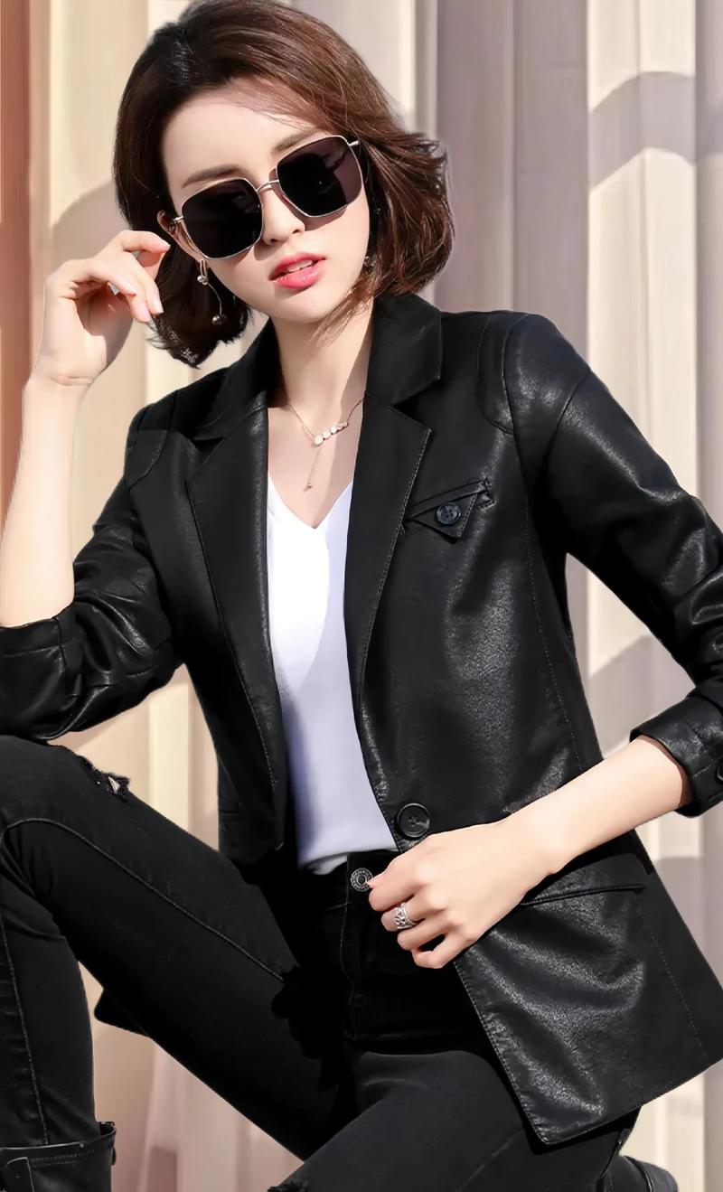 2025皮衣女装新款，设计有何新突破？-图1