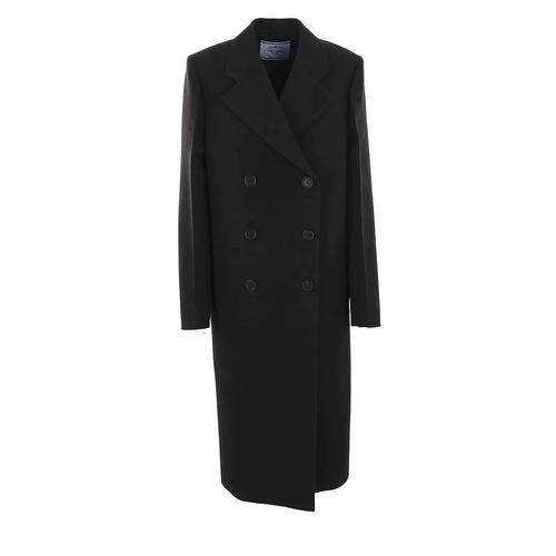 Prada 15冬女装，如何诠释冬日时尚？-图1