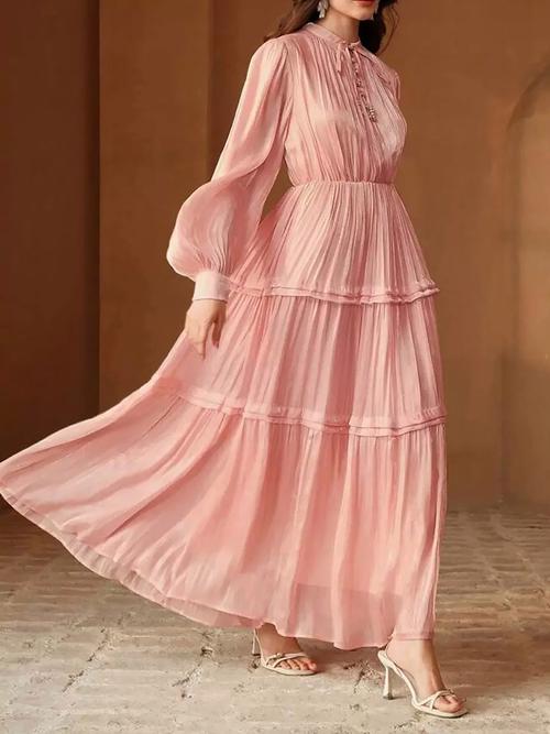 2025秋流行女装有哪些新趋势？-图3