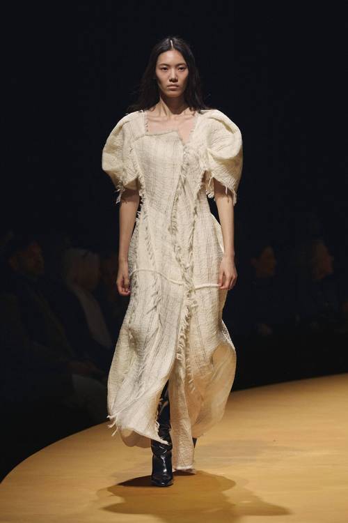 2025Chloe女装将带来哪些新设计？-图1