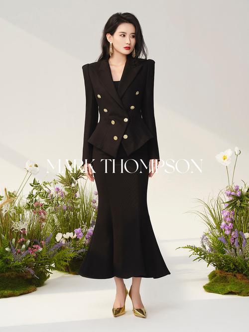 Balmain女装官网有哪些新款值得入手？-图2