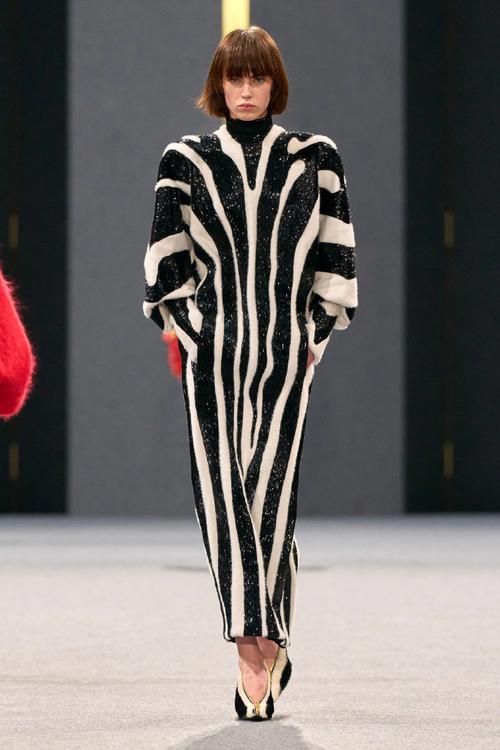 Balmain女装官网有哪些新款值得入手？-图3