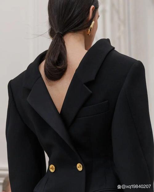 纪梵希2025秋冬女装-图3