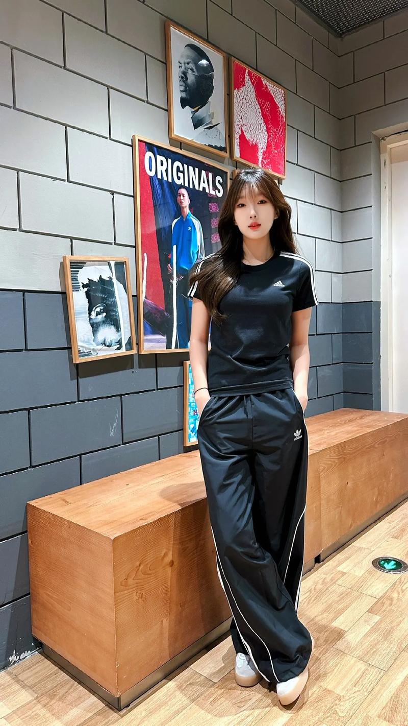 adidas 女装搭配-图2