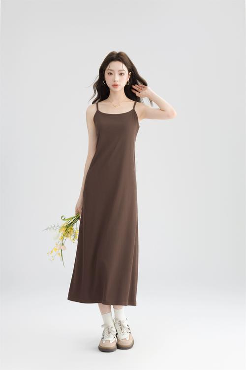 女装风格forever，如何定义永恒？-图1