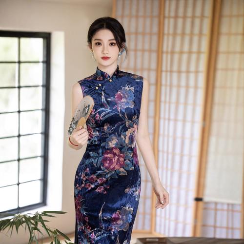 女装旗袍2025款图片-图1