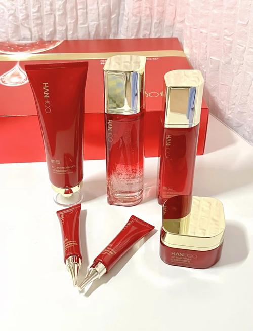 韩洛依红石榴护肤套装-图2