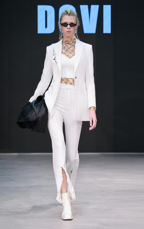 时尚大品牌女装国际有何趋势与魅力？-图3