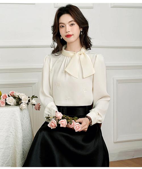 韩版女装春装新款雪纺，今年流行什么款？-图2