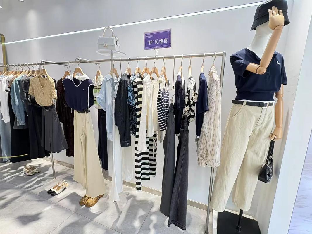 伊秀女装是哪个地区的品牌？-图3