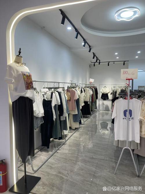 初入职场的女装店，该怎么选才合适？-图2