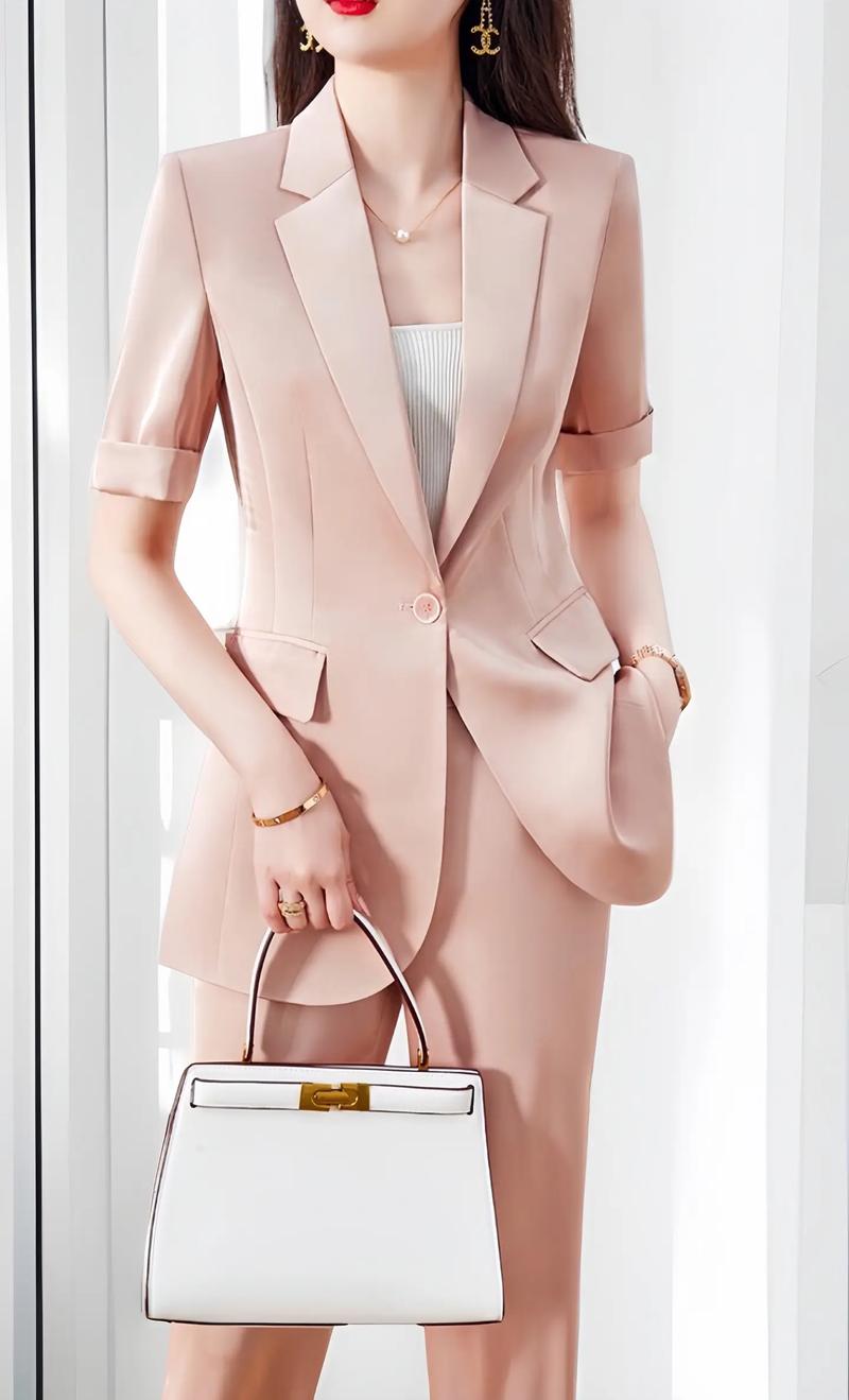 国内OL女装品牌有哪些推荐？-图1