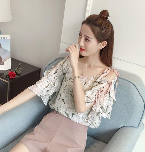 韩版女装短袖雪纺新款，新款具体有哪些亮点？-图2