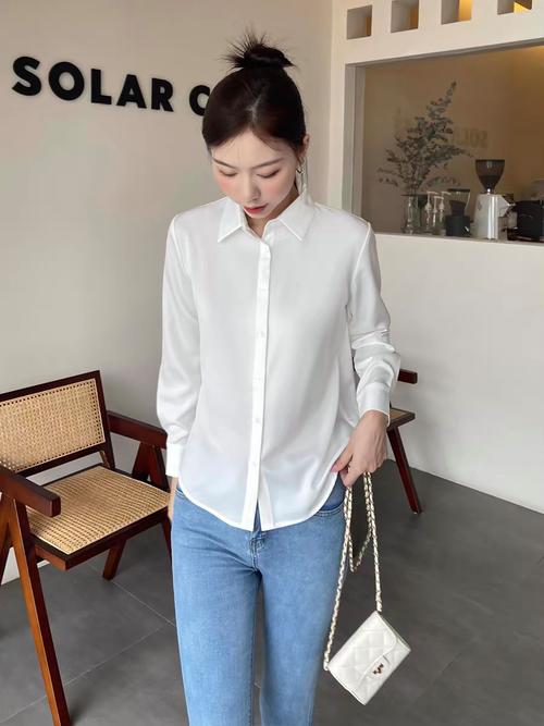 女装上衣雪纺宽松衬衫怎么选才显瘦？-图1