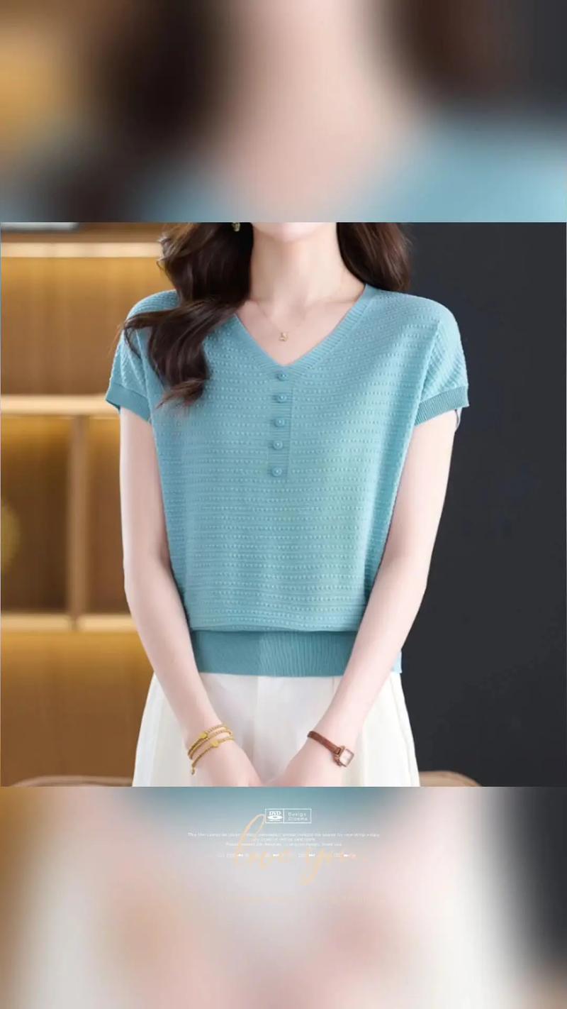 时尚女装上衣图片大全有哪些热门款式？-图1