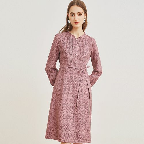 简约优雅女装，如何定义品牌独特风格？-图1