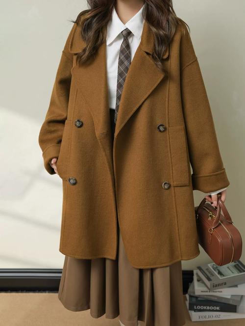 大码中长毛呢大衣，显瘦又保暖怎么选？-图2