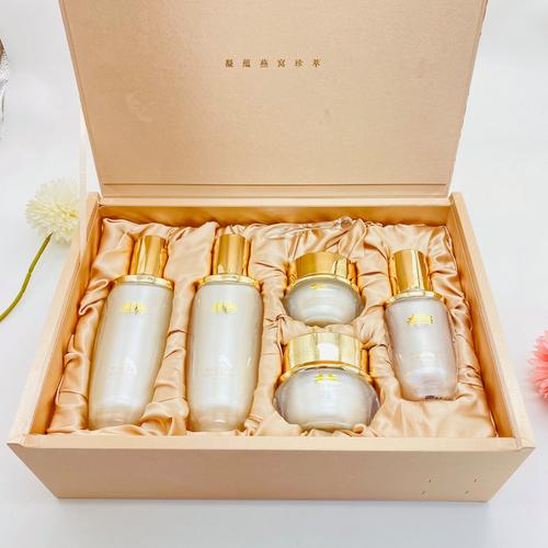 孕妇能用哪些护肤品？-图2