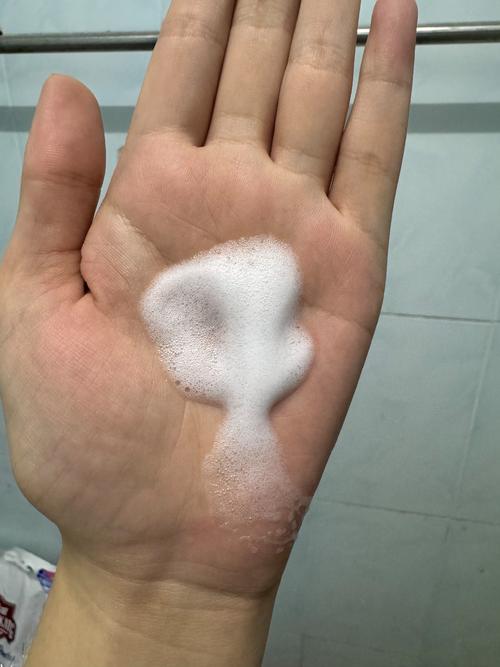 御方祛痘洁面乳泡沫型效果如何？-图2