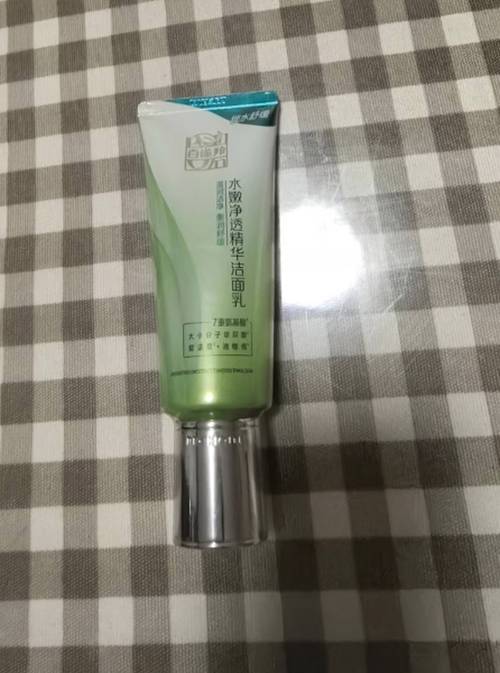 御方祛痘洁面乳泡沫型效果如何?-图3 御方祛痘洁面乳泡沫型效果如何?-图3