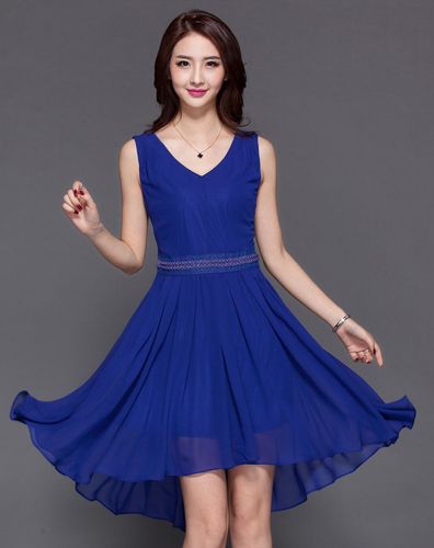 朵以钉珠蓝短裙，钉珠工艺如何提升设计感？-图1