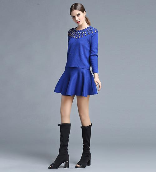 朵以钉珠蓝短裙，钉珠工艺如何提升设计感？-图2