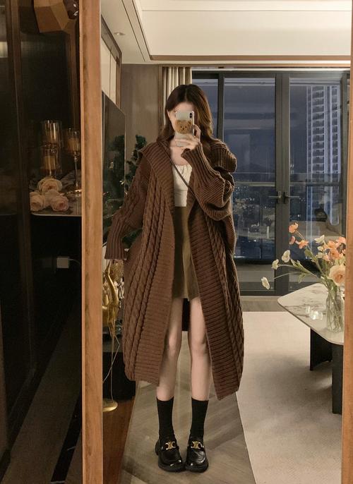 中长款开衫女装图，怎么选才显瘦？-图2