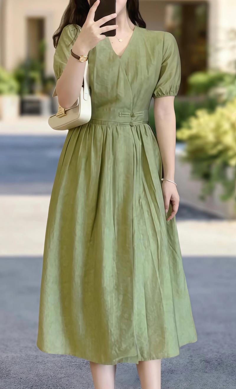 夏季中长袖连衣裙,闷热怎么选?-图1 夏季中长袖连衣裙,闷热怎么选?-图1