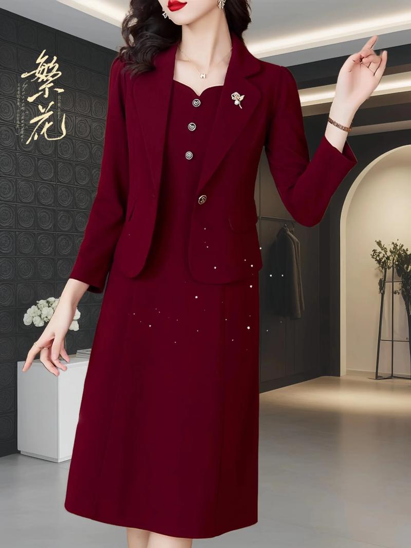 秋季婚礼女装穿什么得体又出彩?-图1 秋季婚礼女装穿什么得体又出彩?-图1