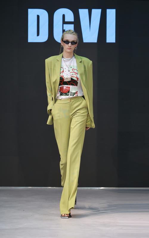 时尚国际年轻女装品牌,如何定义年轻?-图3 时尚国际年轻女装品牌,如何定义年轻?-图3