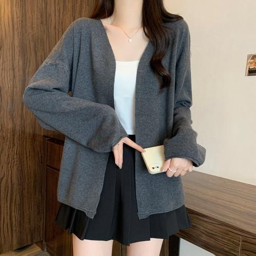 淘宝商城女装新款外搭，新款是哪种风格？-图1