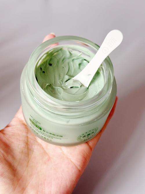 去黑头缩毛孔，护肤品真能同时搞定吗？-图2