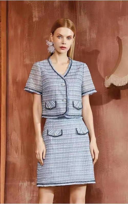 欧美宫廷风女装品牌有哪些？-图3