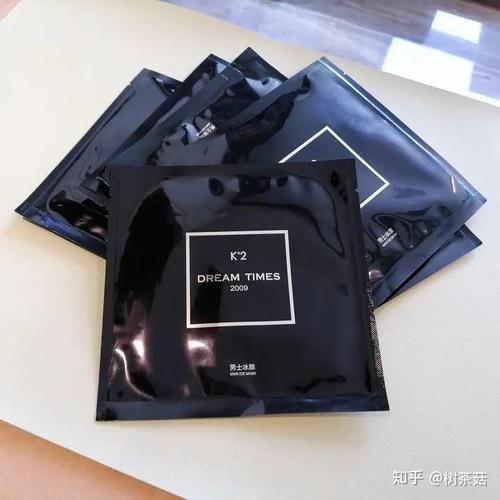 春雨面膜为何是黑色的？-图1