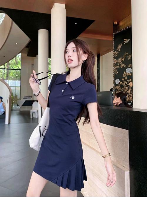 夏季甜美女装怎么搭好看?-图3 夏季甜美女装怎么搭好看?-图3