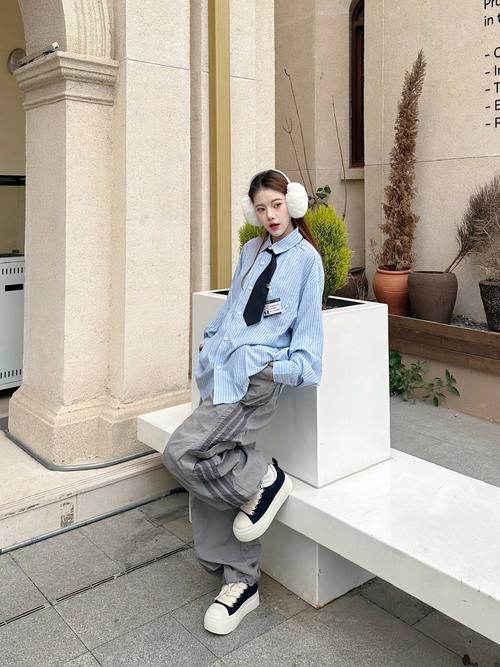 学生女装怎么搭才时尚？-图1