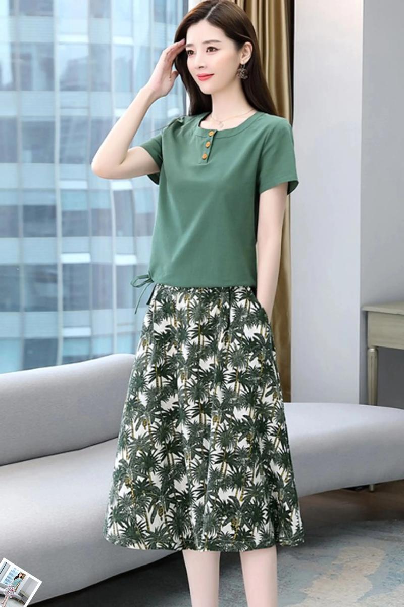 夏天女装搭配怎么搭更吸睛？-图1