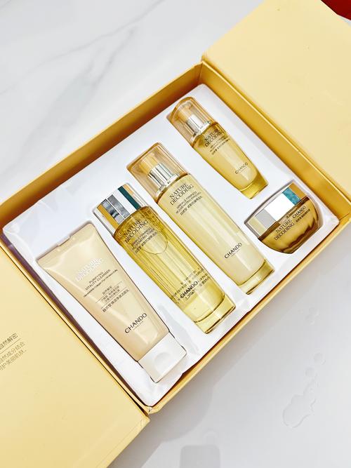 25岁护肤选什么？入门还是进阶？-图1