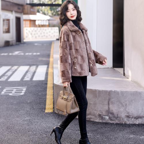 今年流行皮草女装？哪款最火？-图2