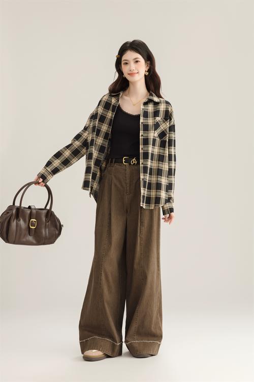 秋天格子女装怎么搭好看？-图1