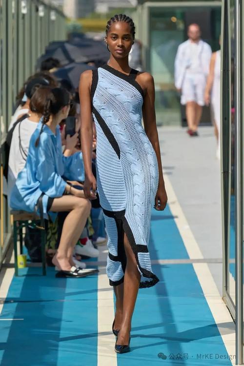 2025女装流行现象-图1 2025女装流行现象-图1