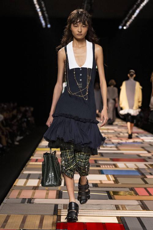 2025LV春款女装有哪些新设计？-图1