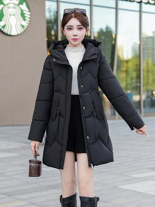 2025冬装新款女装，有哪些流行趋势？-图2