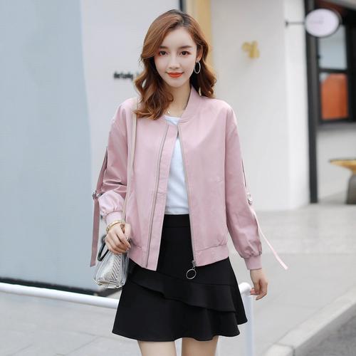 新款秋季韩版外套，韩版风格如何体现？-图3