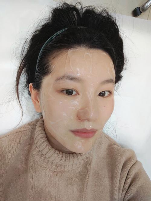 护肤品涂完脸黏腻怎么办？-图3