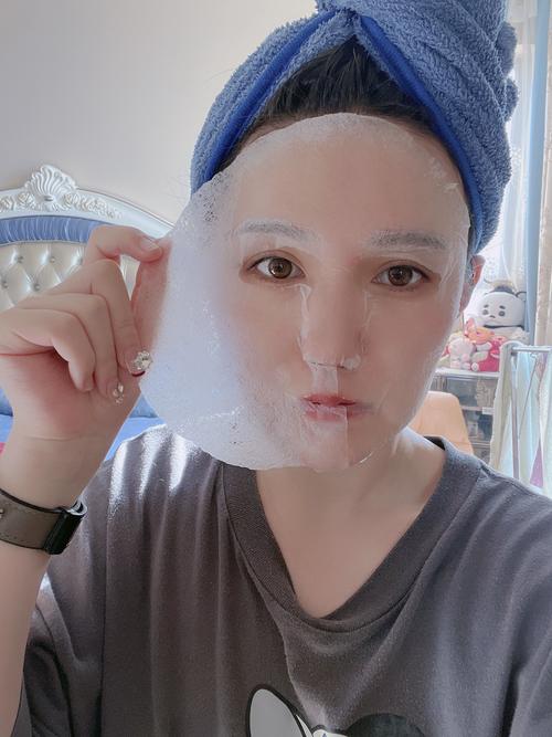 祛痘面膜该敷多久?什么时候敷最好?-图1 祛痘面膜该敷多久?什么时候敷最好?-图1