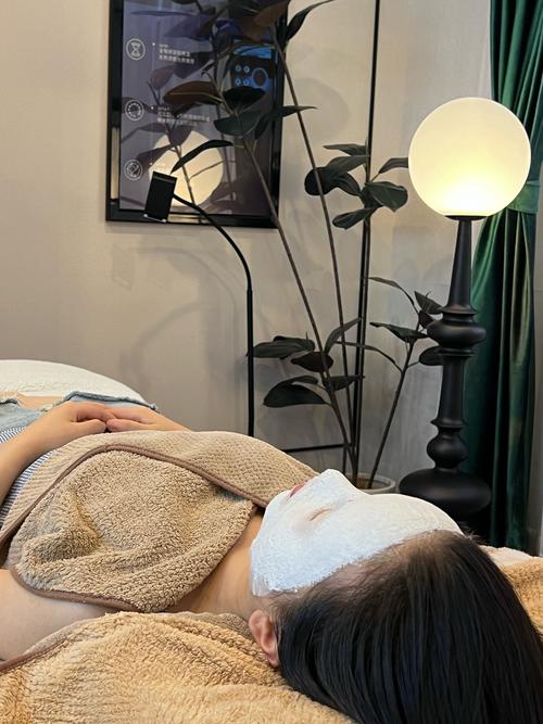 祛痘面膜该敷多久?什么时候敷最好?-图2 祛痘面膜该敷多久?什么时候敷最好?-图2