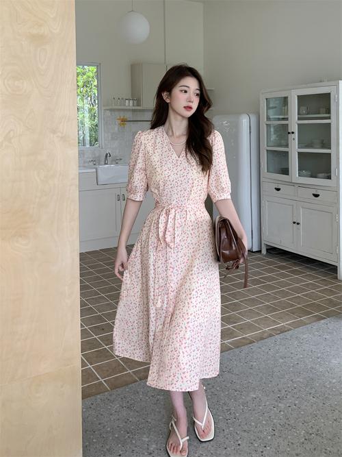 韩版裙子怎么搭好看？-图3